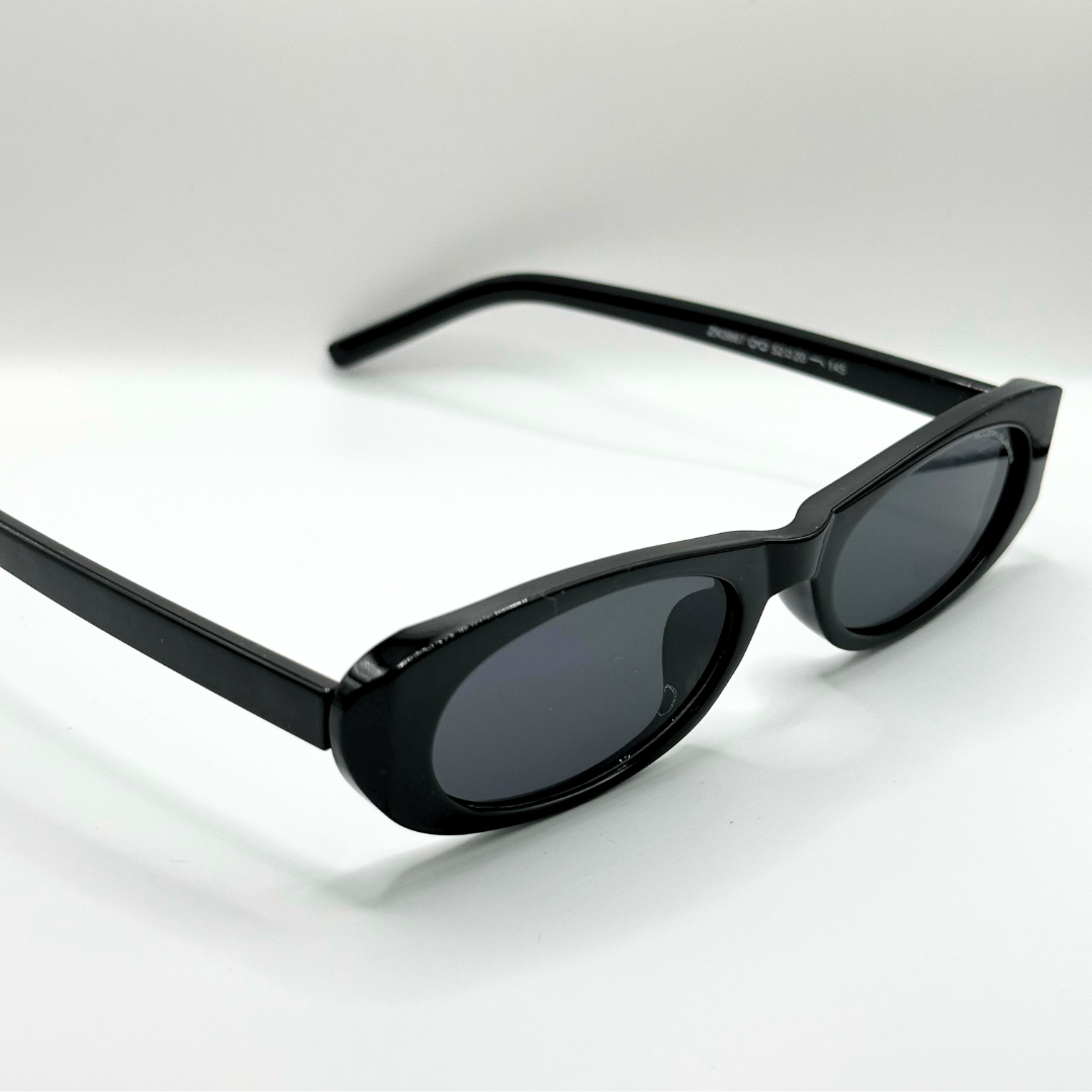OLIVA BLACK