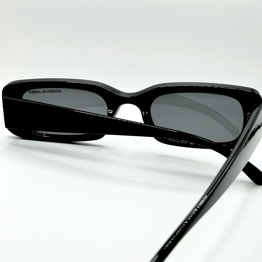 VELVET BLACK