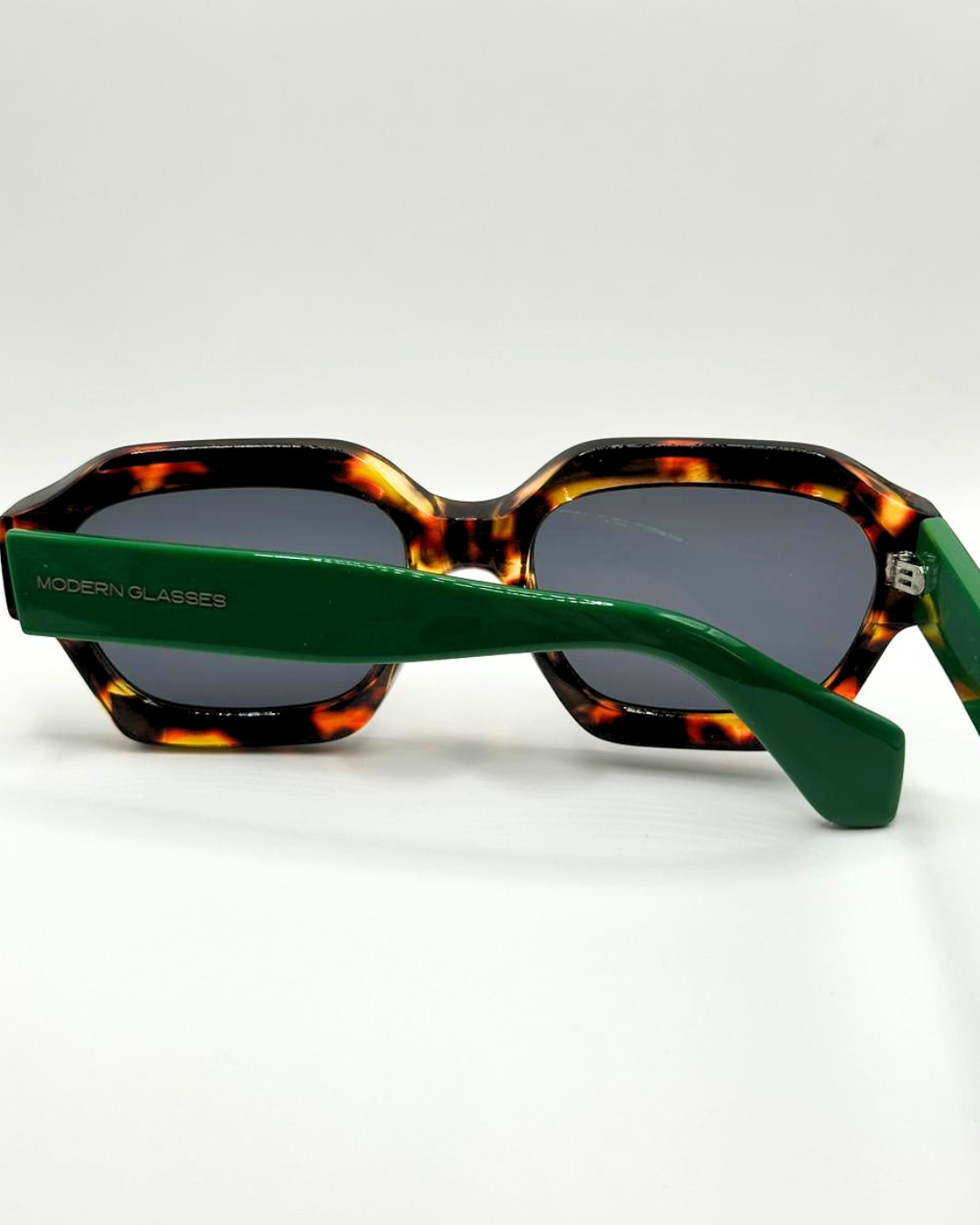 FIRST LINE - GREEN