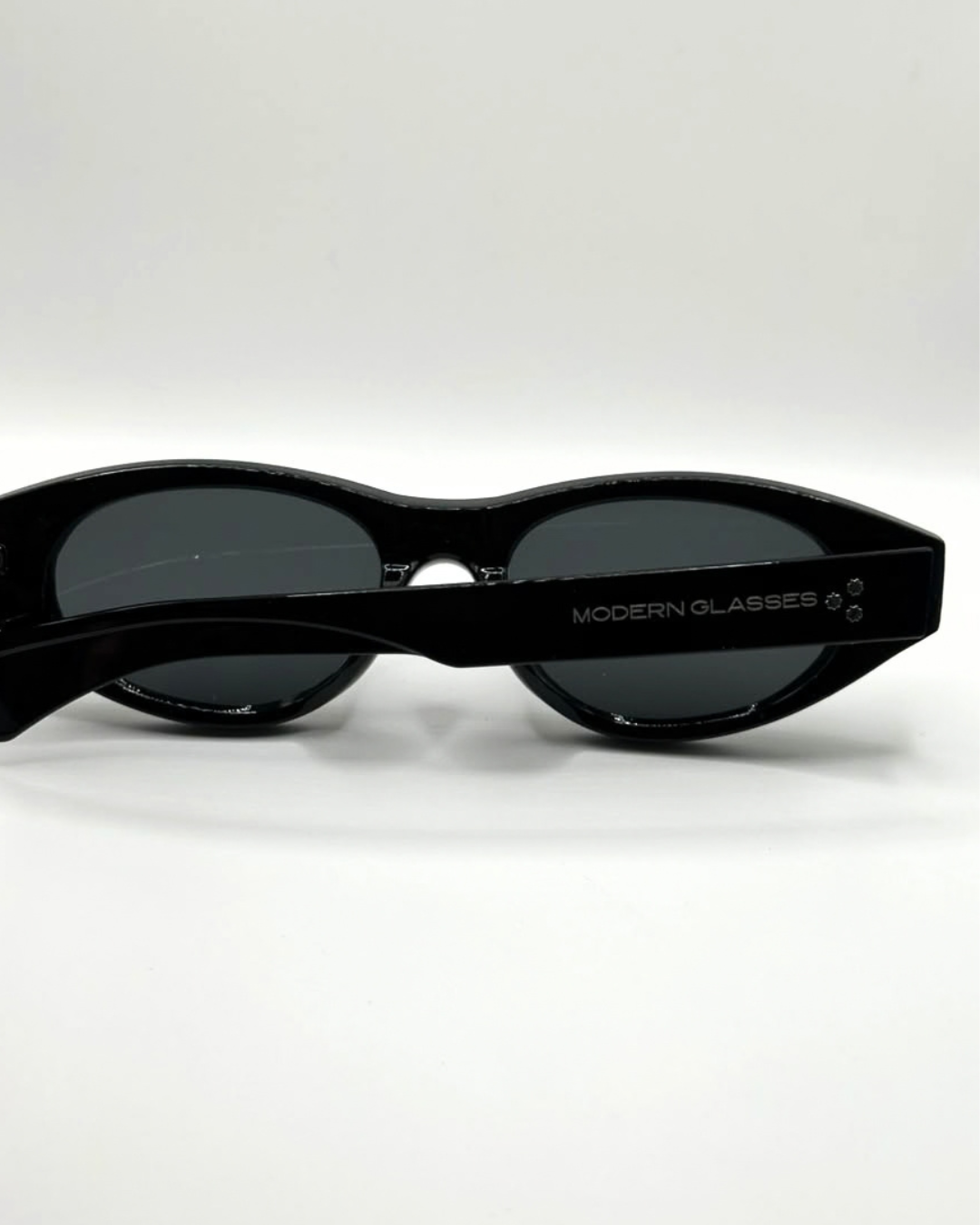 DASH BLACK