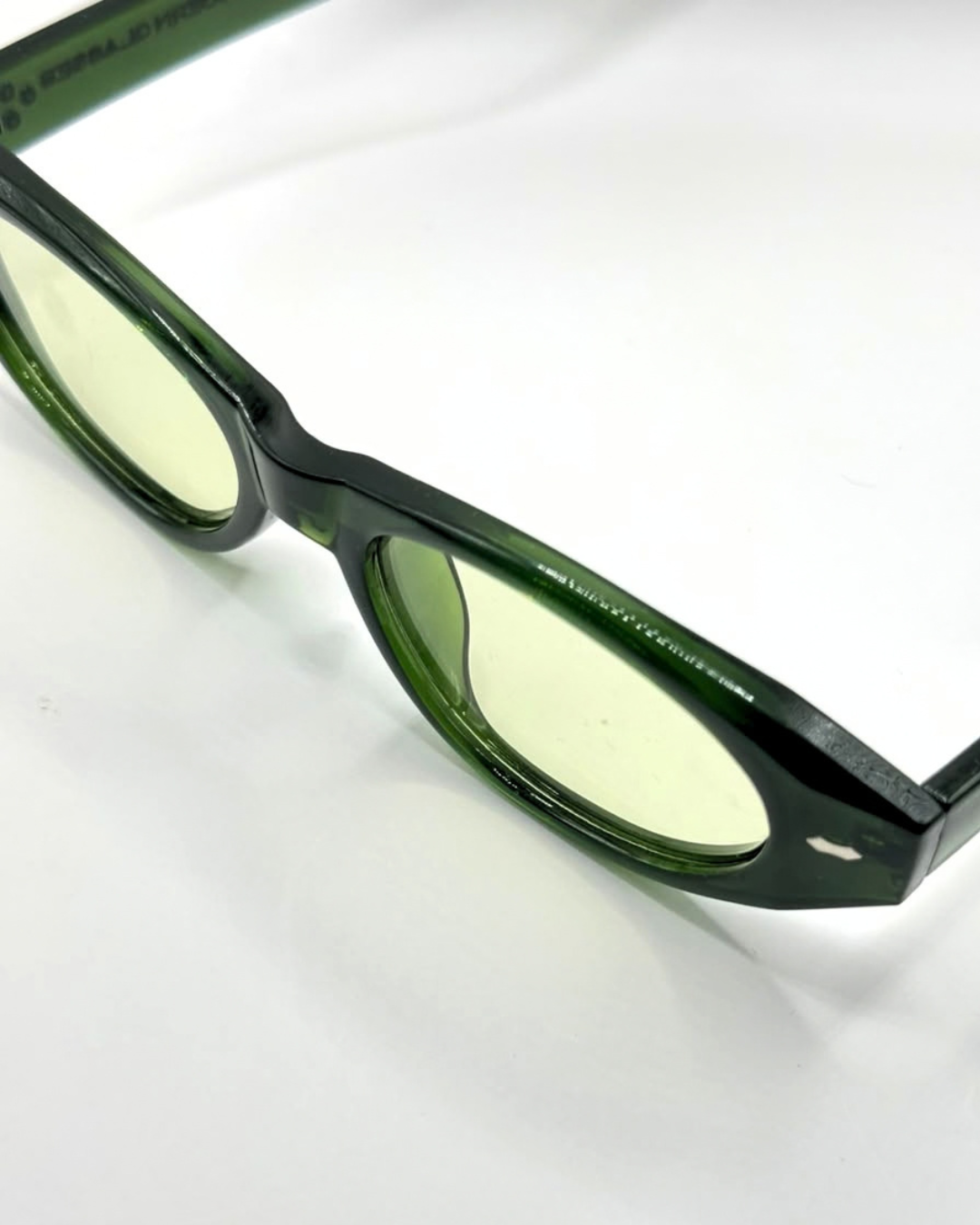 DASH GREEN